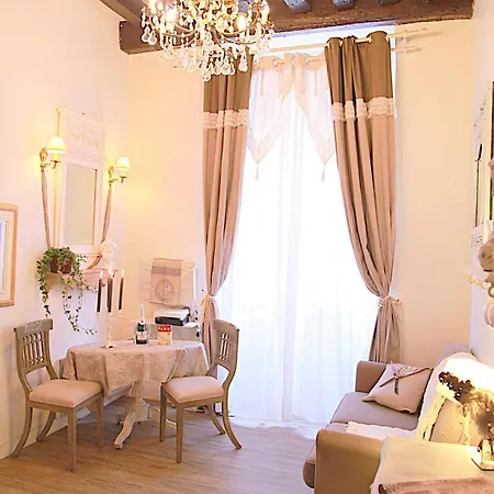Appartement La Belle Du Marais *