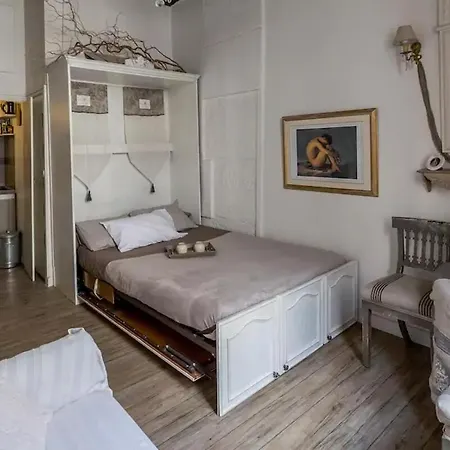 La Belle Du Marais Paryż