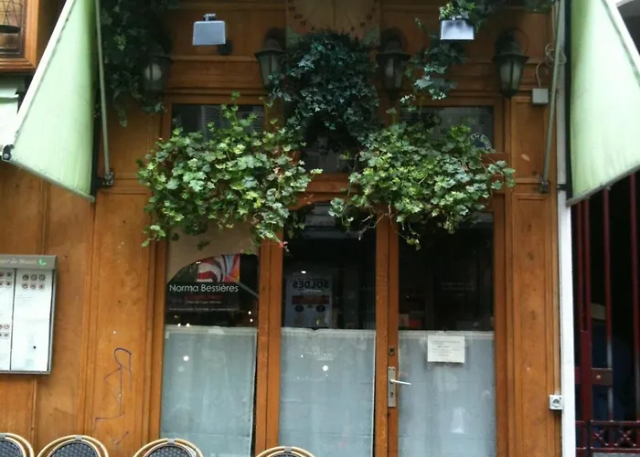 La Belle Du Marais
